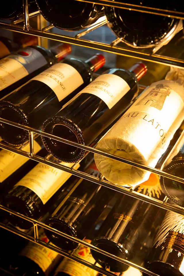 グラスでも、ボトルでも。ワイン通をも魅了するラインナップ