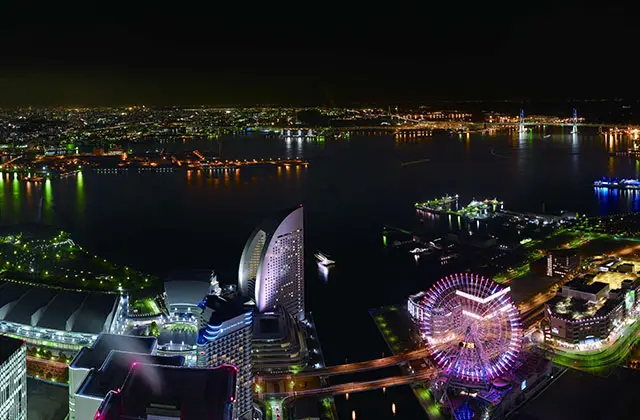 横浜ランドマークタワー