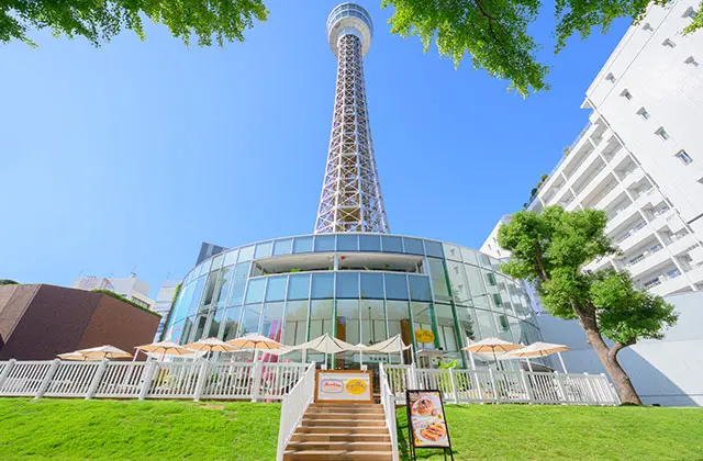 横浜マリンタワー